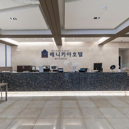Benikea Hotel Чеонан Екстериор снимка