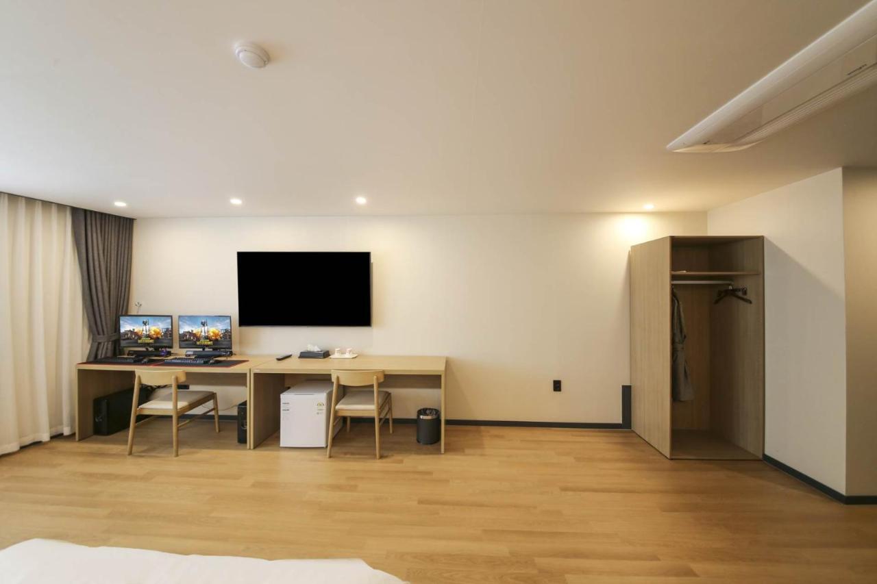 Benikea Hotel Чеонан Екстериор снимка