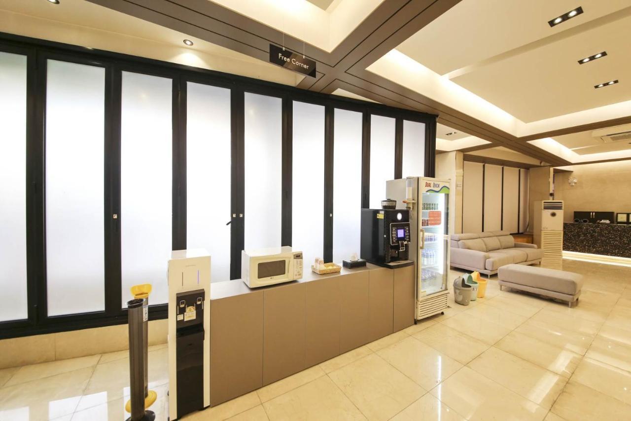Benikea Hotel Чеонан Екстериор снимка